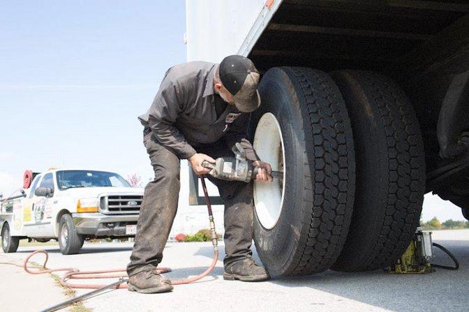 Davis Mobile Commercial Tires Road Service