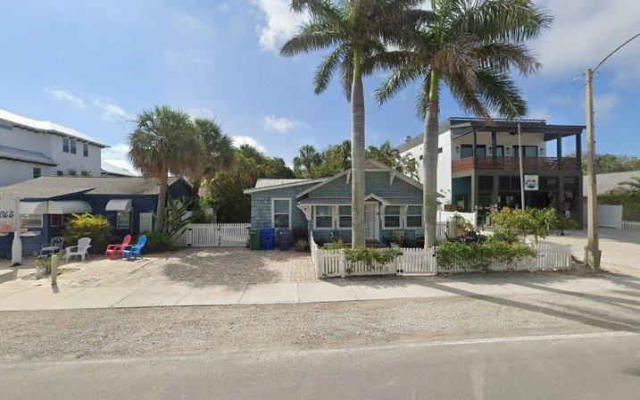 'The Shady Mango' Anna Maria's Most Charming Coastal Cottage! AMI, FL.