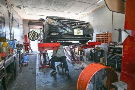 Elite Auto & Tire- Lockwood Ridge