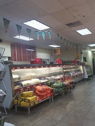 El Mariachi Market