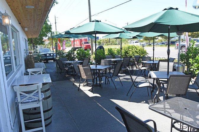 Pesto Bistro and Wine Bar