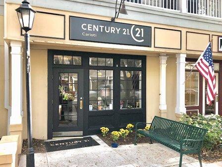 Century 21 Carioti - Celebration