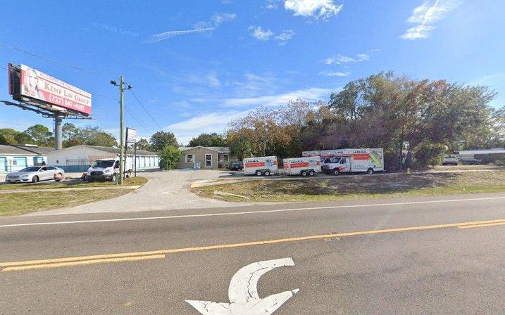 U-Haul Neighborhood Dealer