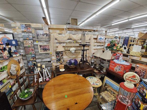 Pickers Paradise, LLC