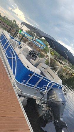 Seabreeze Boat Rentals