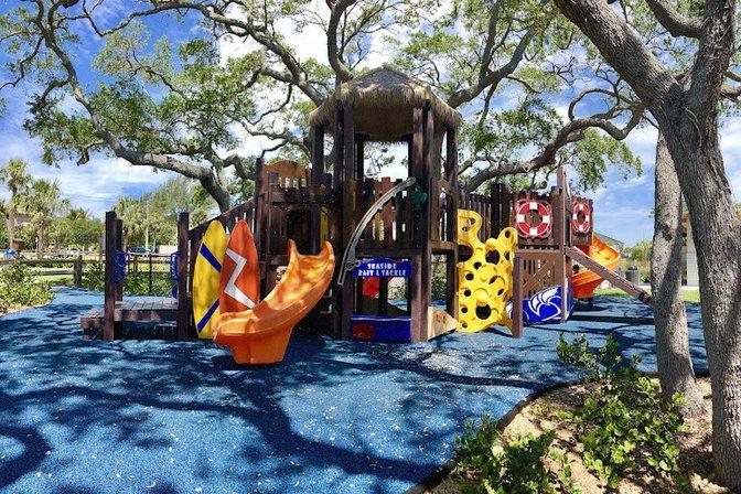 Bayfront Park Recreation Center