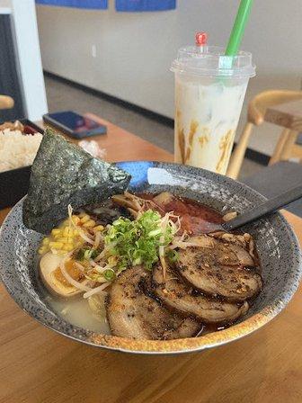 Foody Bowl Restaurant