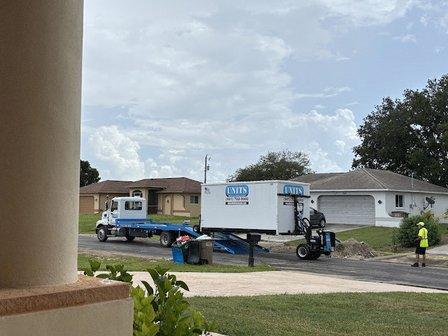 UNITS Moving and Portable Storage of Southwest Florida