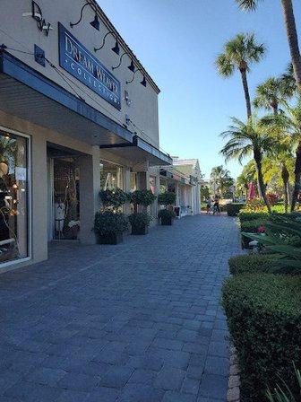 Siesta Center