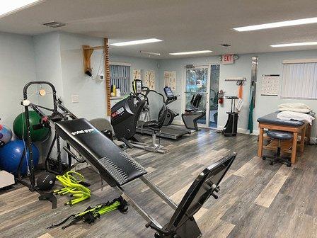 FYZICAL Therapy & Balance Centers - Ellenton