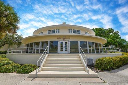 Bayfront Community Center (Bay Park Conservamcy)
