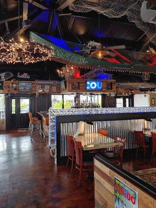 Hidden Anchor Tiki Bar & Grill