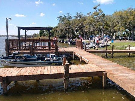 Lake Reedy Cottages