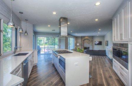 Premier Kitchens & Flooring