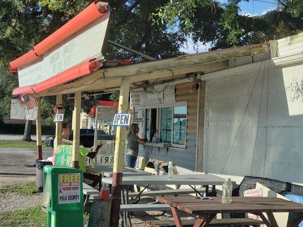 Quinteros Taqueria