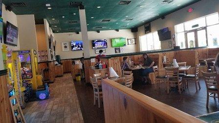 Gator's Dockside Highland City