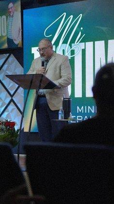 Habla Ingles con Pastor Jerry