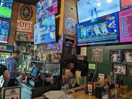 Coach's Pub & Eatery