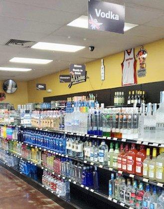 Land O' Lakes Liquors & Cigars