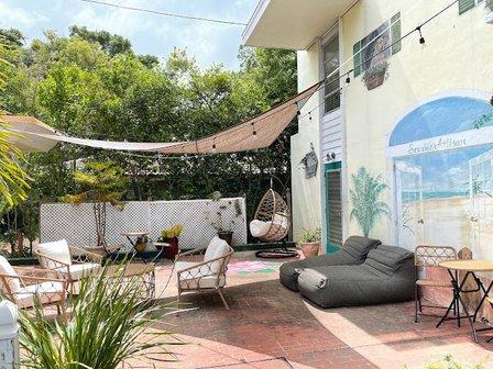 Seaside Artisan Motel