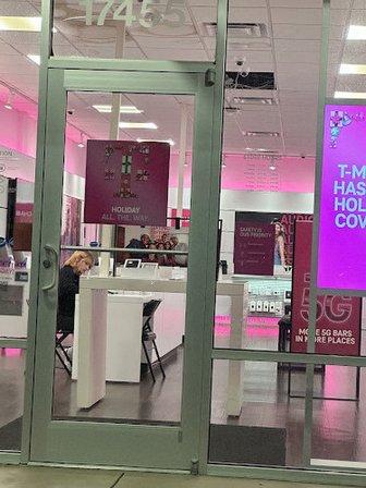 T-Mobile Authorized Retailer