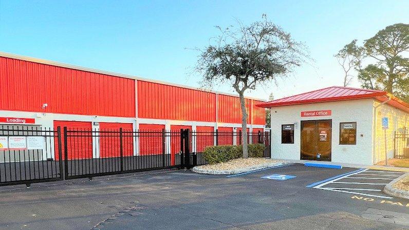 Public Storage