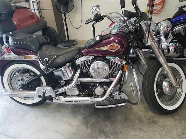 58th Street Customs