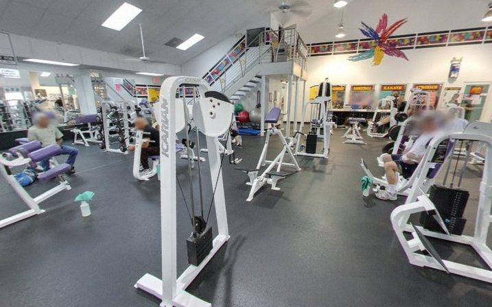 Gold's Gym