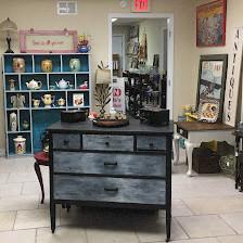 Sweet Ella's Vintage Market