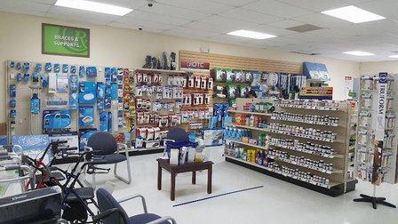 G & R Pharmacy