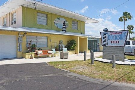 Hudson Dockside Inn
