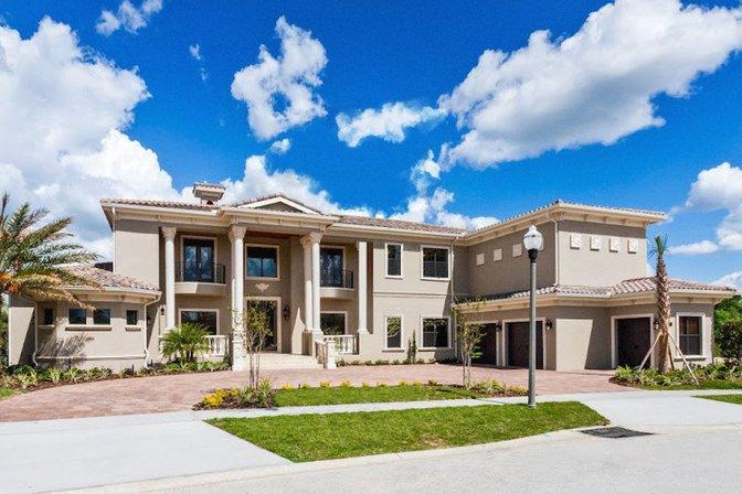 Blue Sky Villas | Luxury Vacation Homes