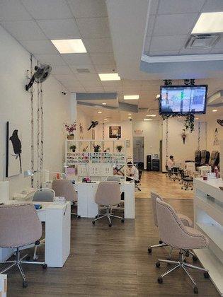 Regal Nails, Salon & Spa