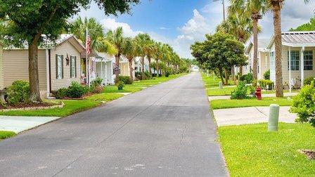 Lake Pointe Village