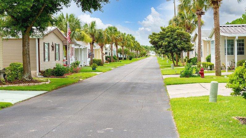 Lake Pointe Village