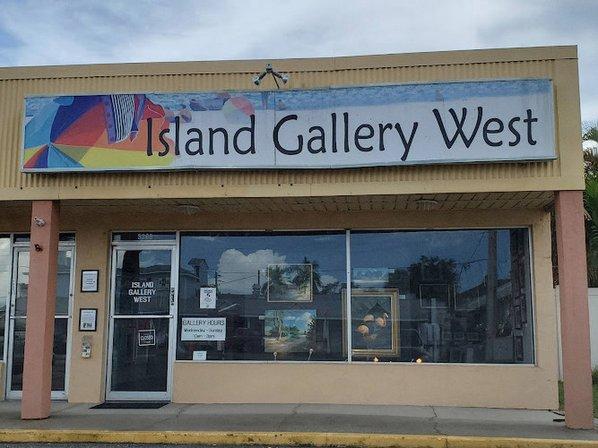 Island Shopping Center