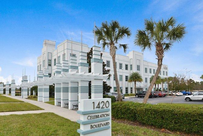 LA ROSA REALTY