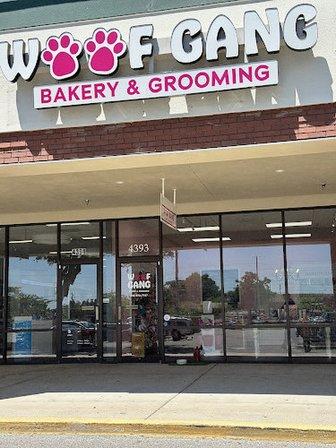 Woof Gang Bakery & Grooming Spring Hill