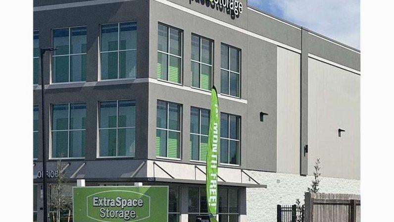 Extra Space Storage