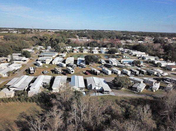 Royal Oaks Mobile Home & RV Resort