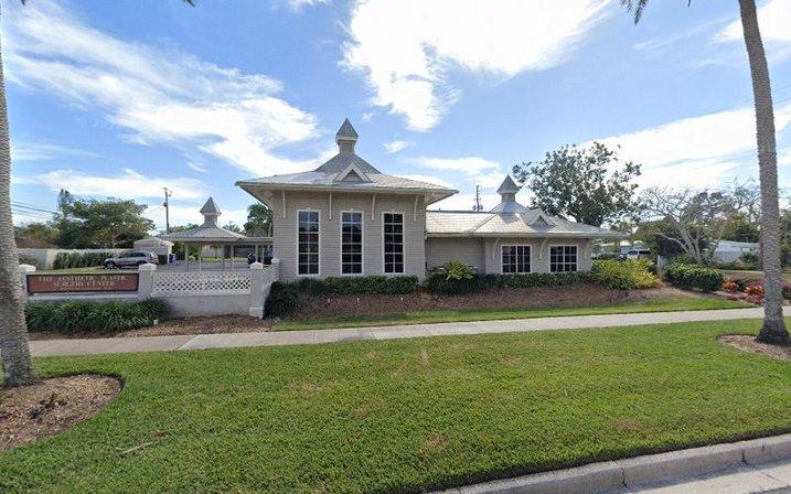 Aesthetic Plastic Surgery Center: F. Nicholas Gahhos, MD