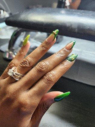 Vale Nails Studio