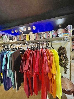 The Brass Cat Vintage Shop