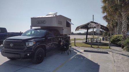 2095 N Beach Rd Parking