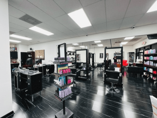 D'Vina's Salon & Spa