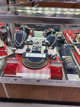 Value Pawn & Jewelry (1924 North Main Street, Kissimmee)