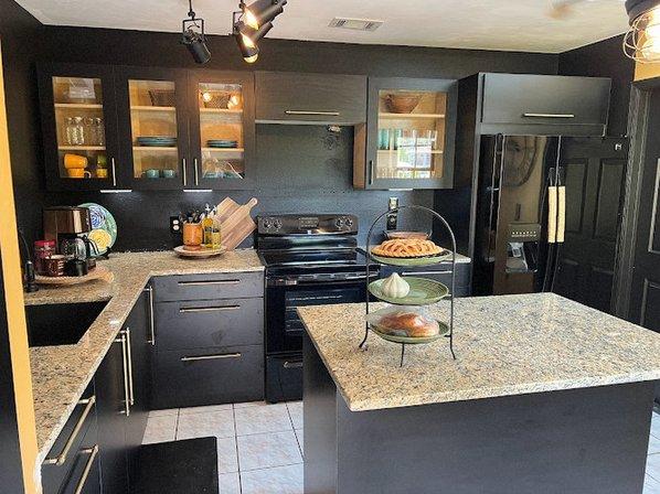 A&J Custom Kitchen Cabinets