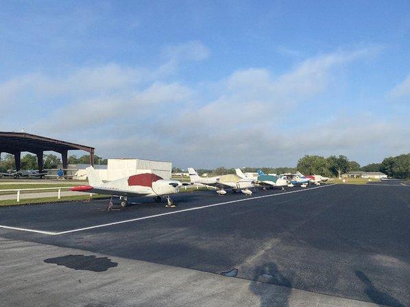 Pilot Country Airport-X05