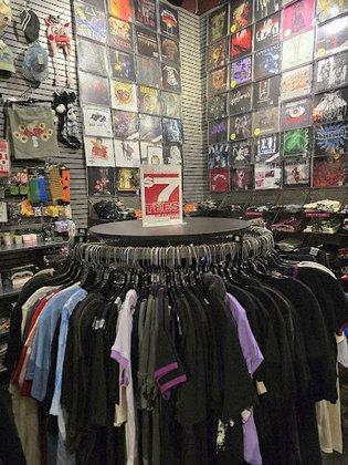 Hot Topic