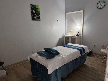 DN Massage & Facial